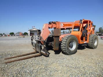 Main image JLG 10054